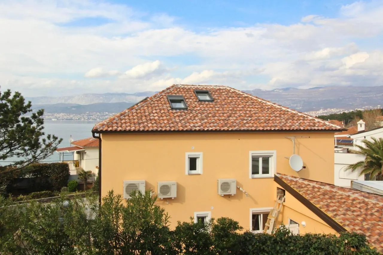 Apartments By The Sea Silo, Krk - 18682 Silo (Krk)