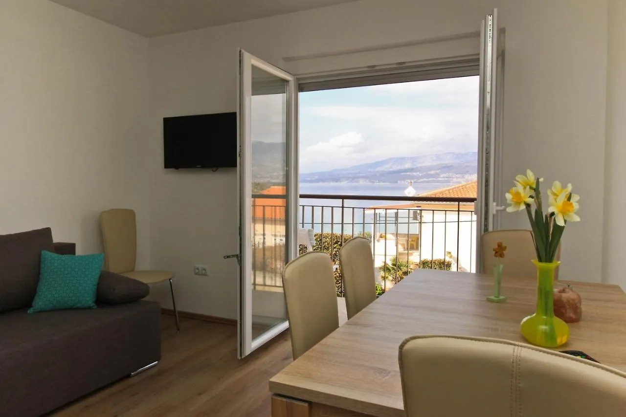 Apartments By The Sea Silo, Krk - 18682 0*, Silo (Krk) Croatia